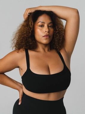 Vitality Cloud II Square Bra in black size small